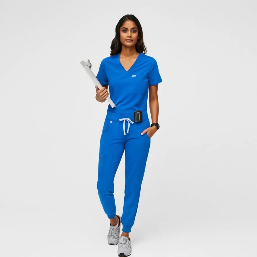 Figs jogger scrubs, great condition